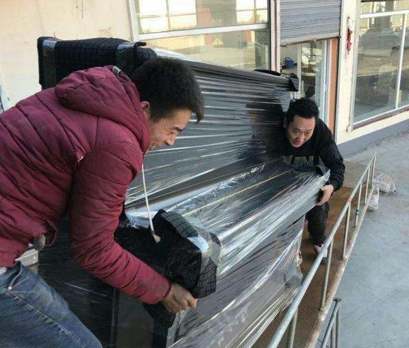 钢琴搬运